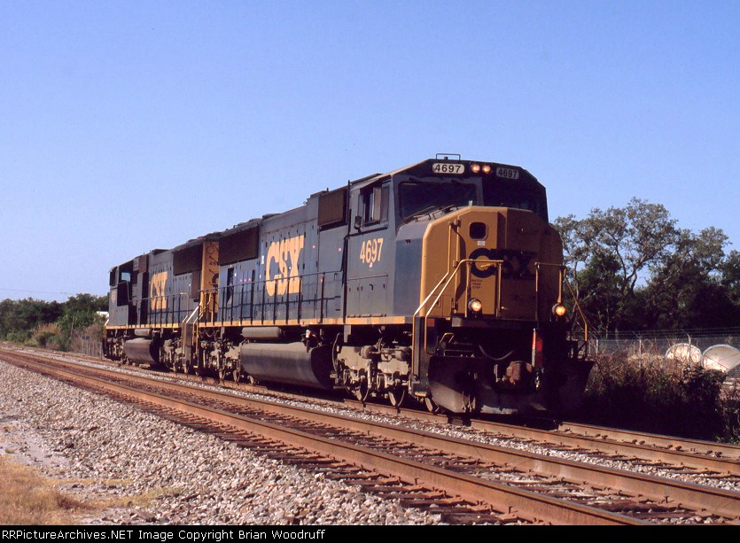CSX 4697